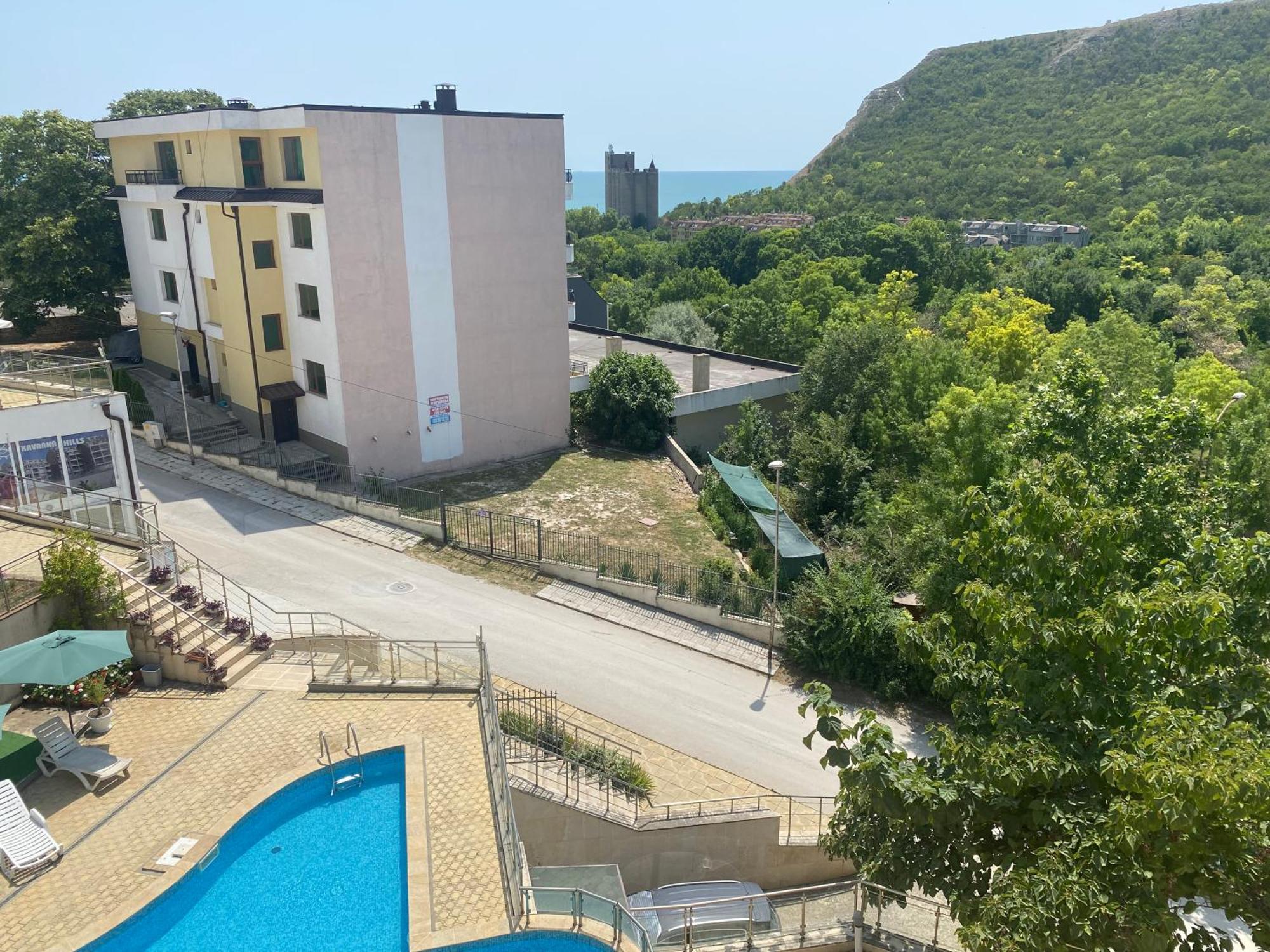 Kavarna Hills Zewnętrze zdjęcie